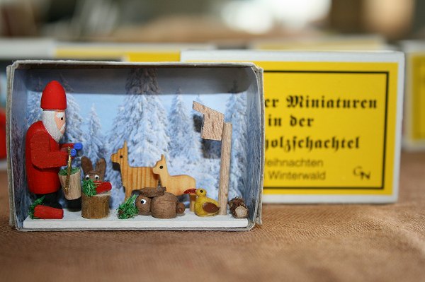 マッチ箱・冬の森のクリスマス